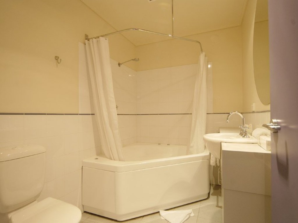 215 White Crystal, Mount Hotham - Thumbnail 6
