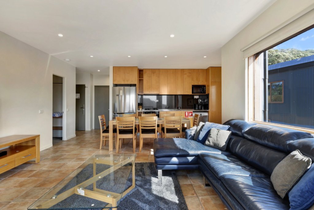 Central Pe/4 Schuss Street, Falls Creek - Thumbnail 4