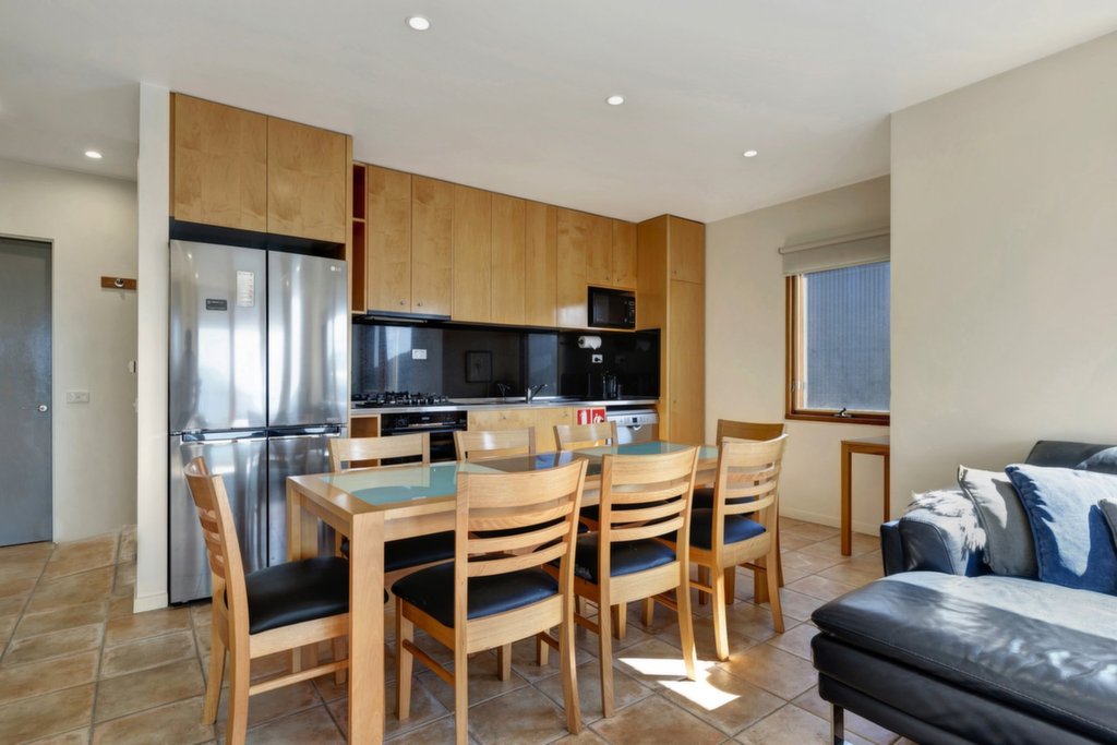 Central Pe/4 Schuss Street, Falls Creek - Thumbnail 3