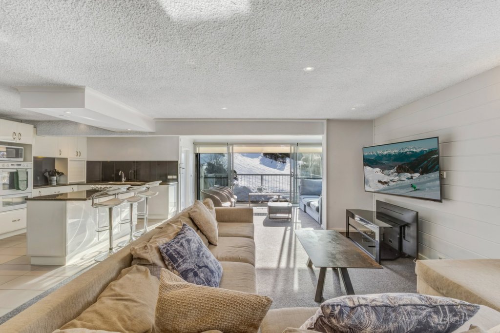 1/8 Falls Creek Road, Falls Creek - Thumbnail 3