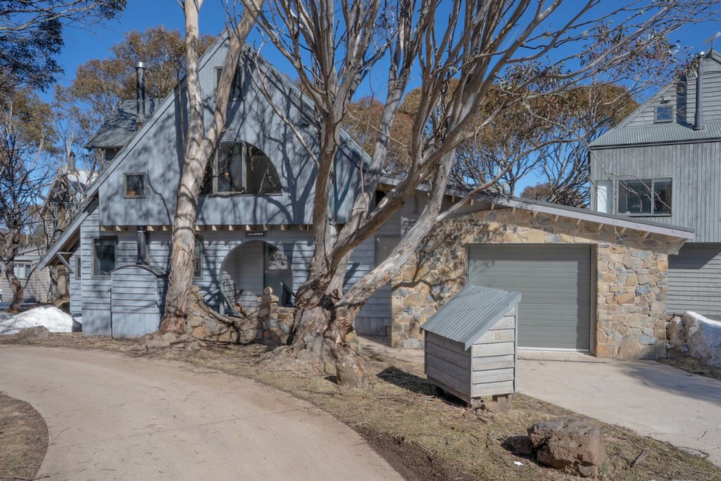 15 Halter Lane, Dinner Plain - Image 1