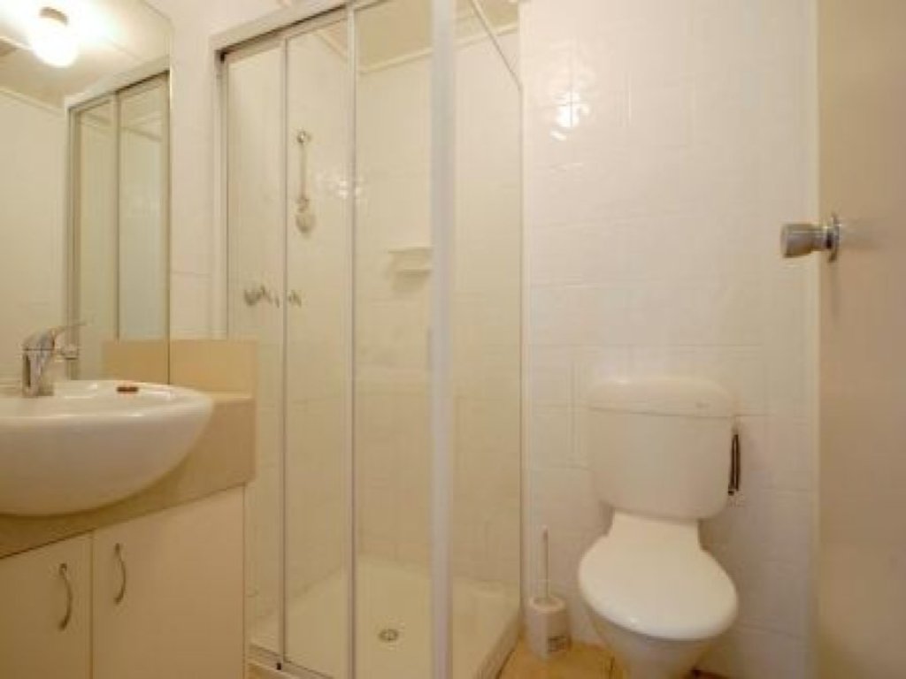 Address Withheld, Falls Creek - Thumbnail 8
