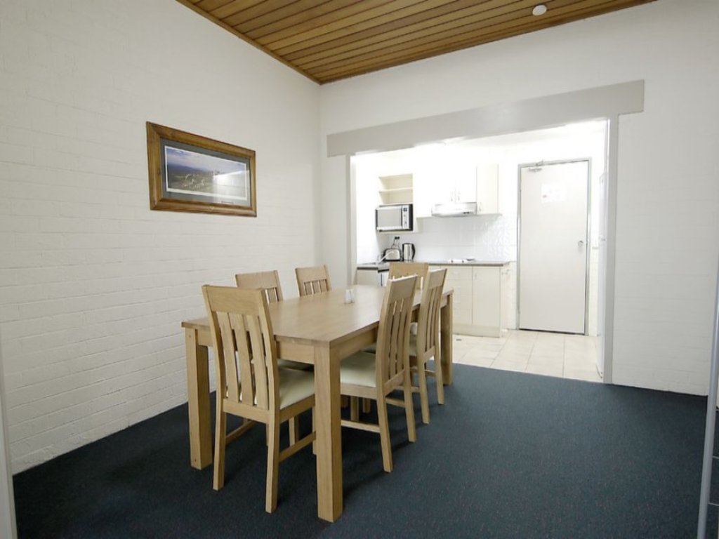 Address Withheld, Falls Creek - Thumbnail 4