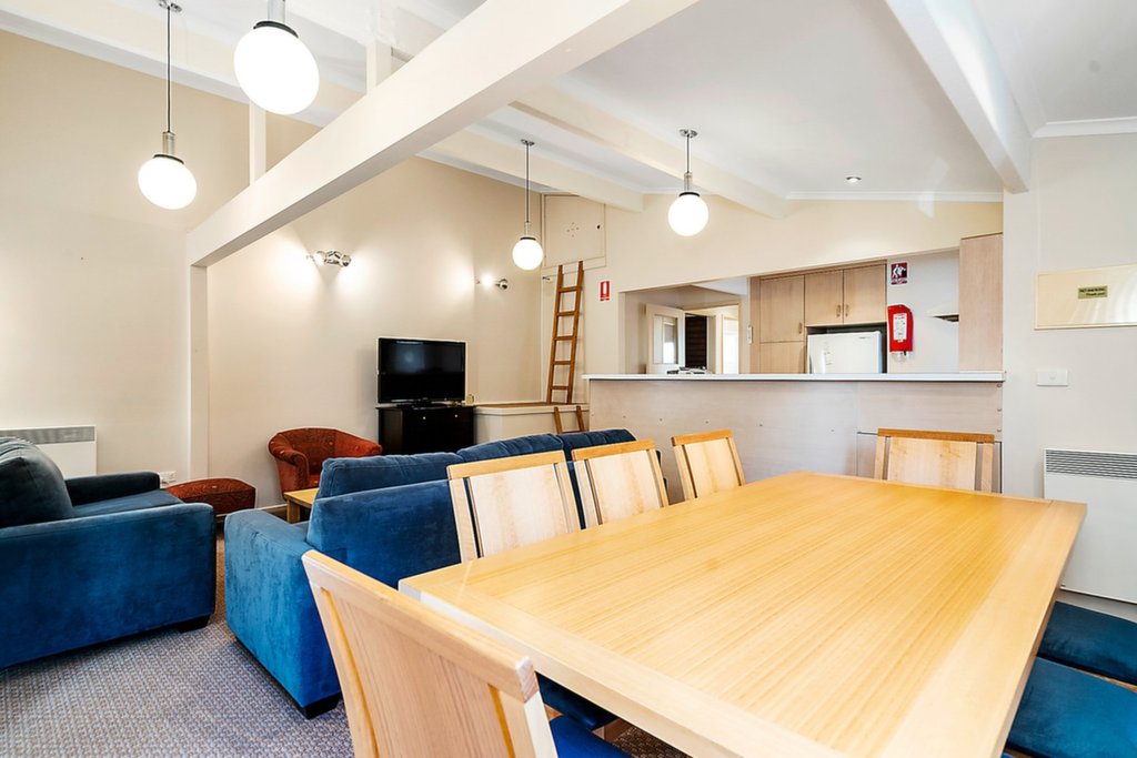 2/3 Christie Street, Falls Creek - Thumbnail 3