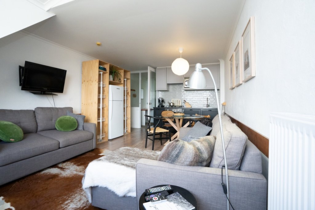 407 Arlberg, Mount Hotham - Thumbnail 2