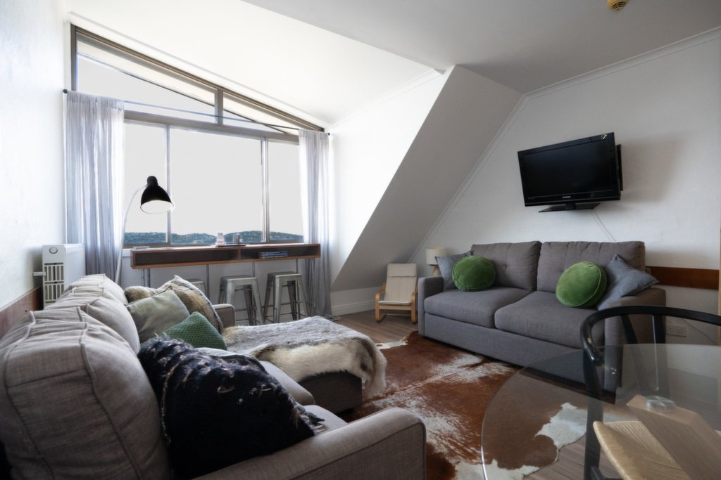 407 Arlberg, Mount Hotham - Thumbnail 3