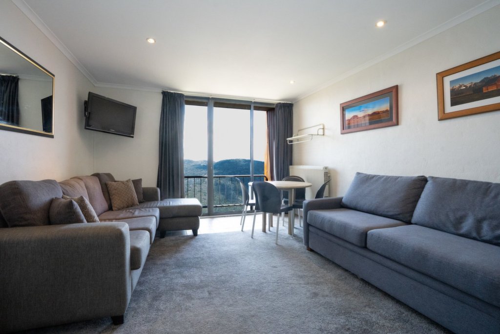 117 Arlberg, Mount Hotham - Image 1