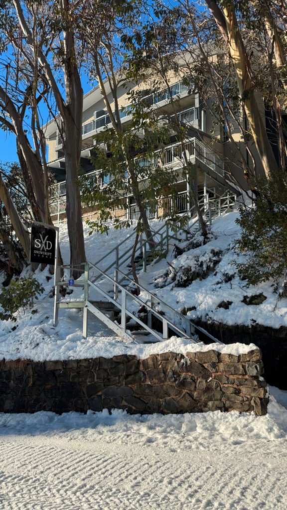 15 Falls Creek Road, Falls Creek - Thumbnail 4
