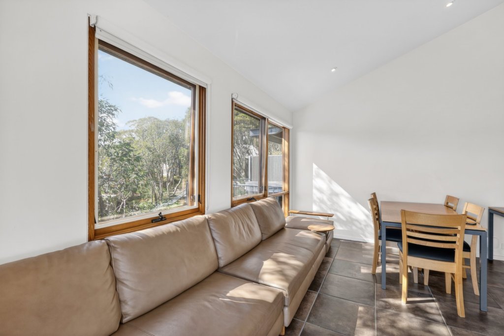 Tomba/4 Schuss Street, Falls Creek - Thumbnail 3