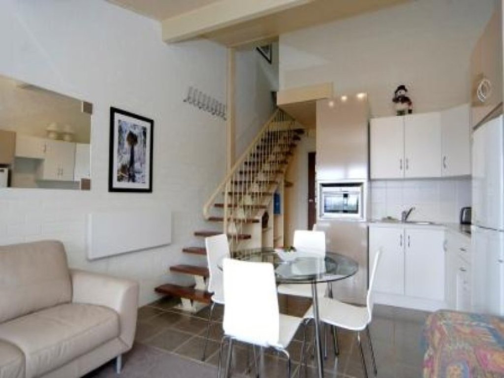 Address Withheld, Falls Creek - Thumbnail 2