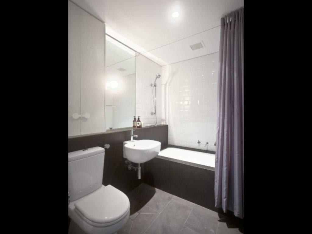 Address Withheld, Falls Creek - Thumbnail 4