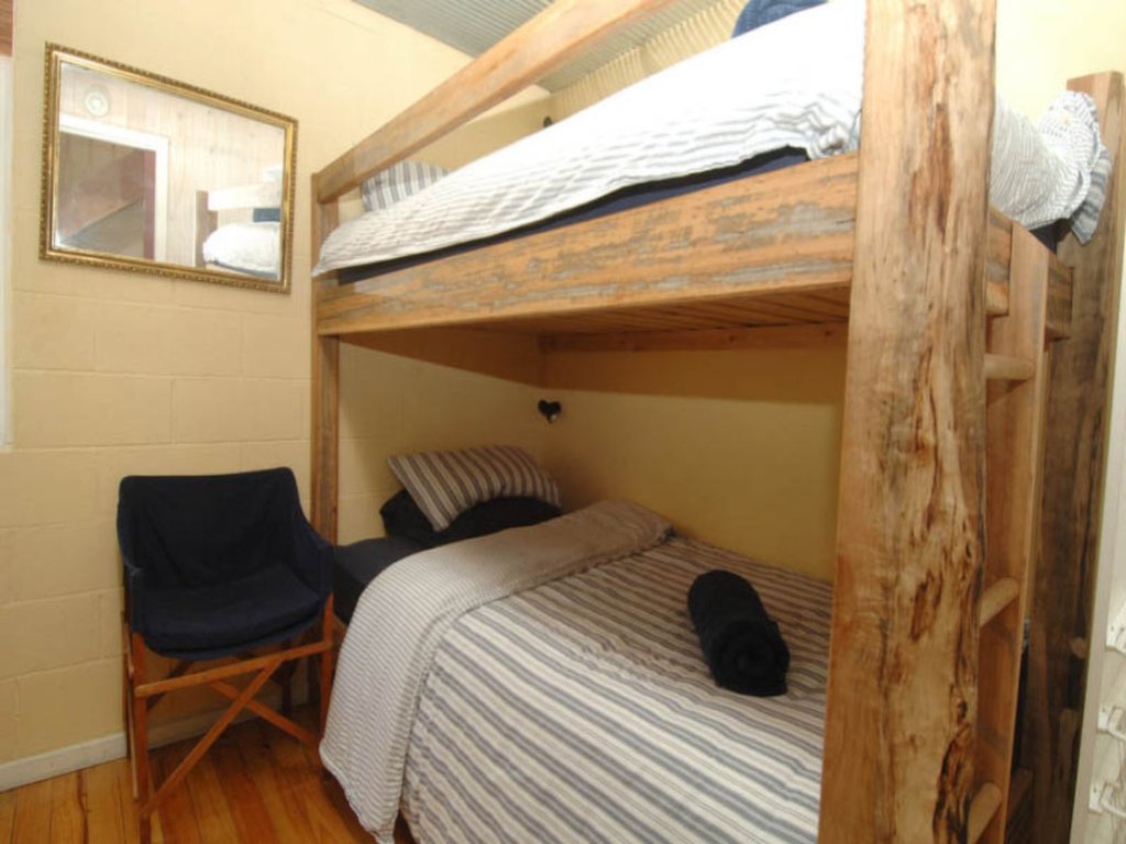 Address Withheld, Falls Creek - Thumbnail 5