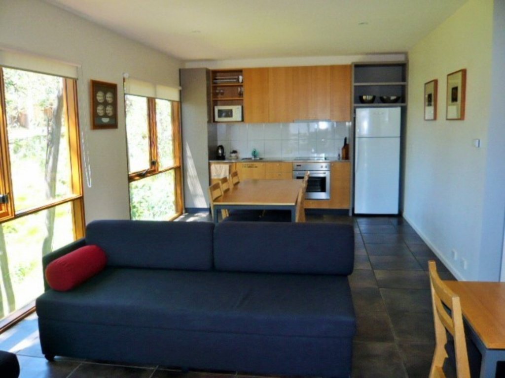 Bradbury/4 Schuss Street, Falls Creek - Thumbnail 2
