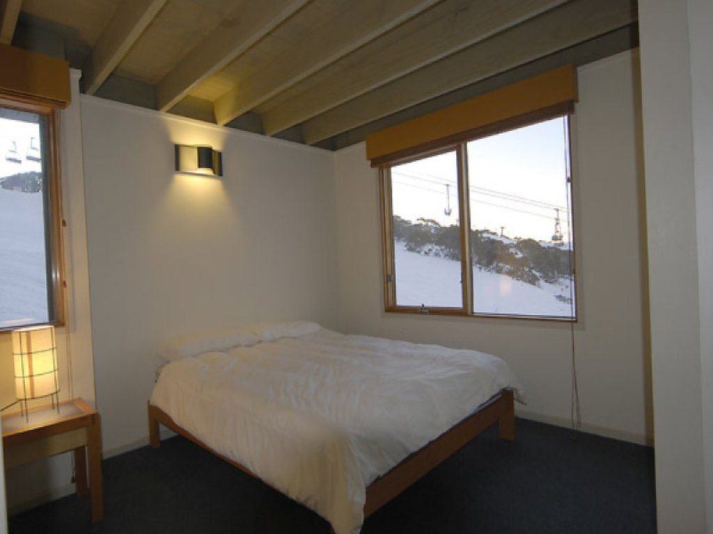 Gotcha Hot Plate Drive, Mount Hotham - Thumbnail 5