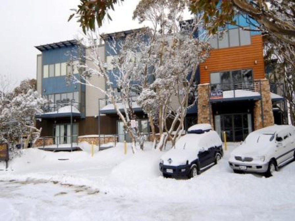 3 Karoondah, Mount Hotham - Thumbnail 2