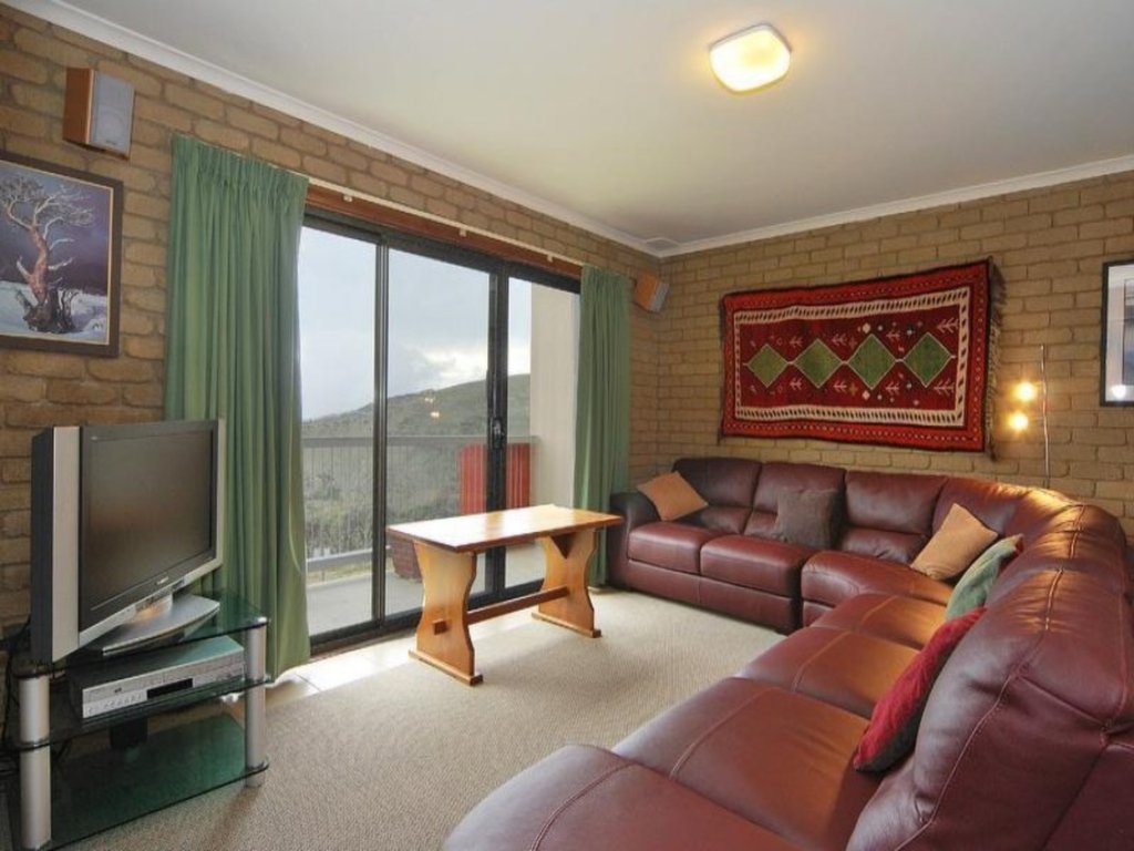 10 Lawlers, Mount Hotham - Thumbnail 3
