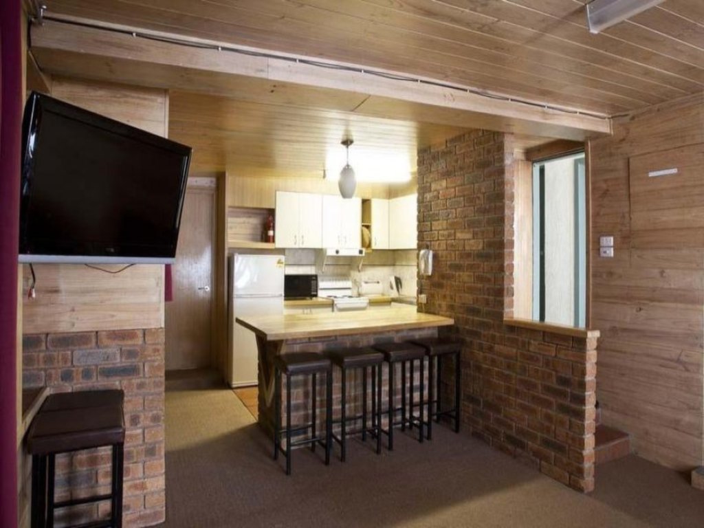 13/8 Falls Creek Road, Falls Creek - Thumbnail 3