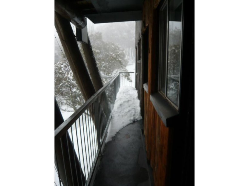 1 Sitzmark Street, Falls Creek - Thumbnail 5