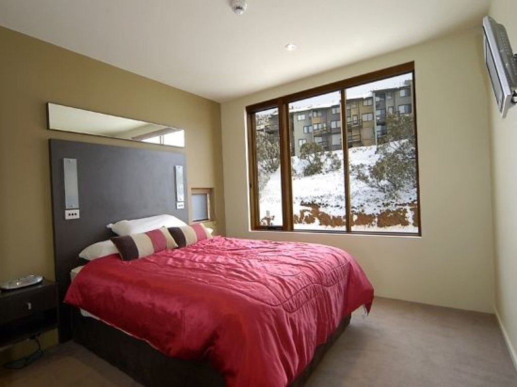 6 Absollut, Mount Hotham - Thumbnail 4