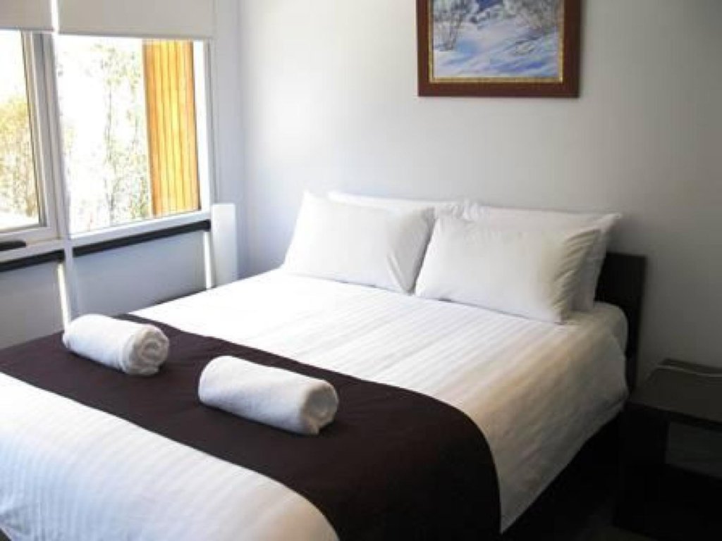 101/3 Sitzmark Street, Falls Creek - Thumbnail 3