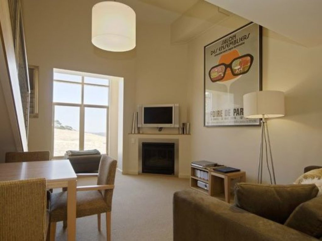 21 Chalet Hotham, Mount Hotham - Thumbnail 3