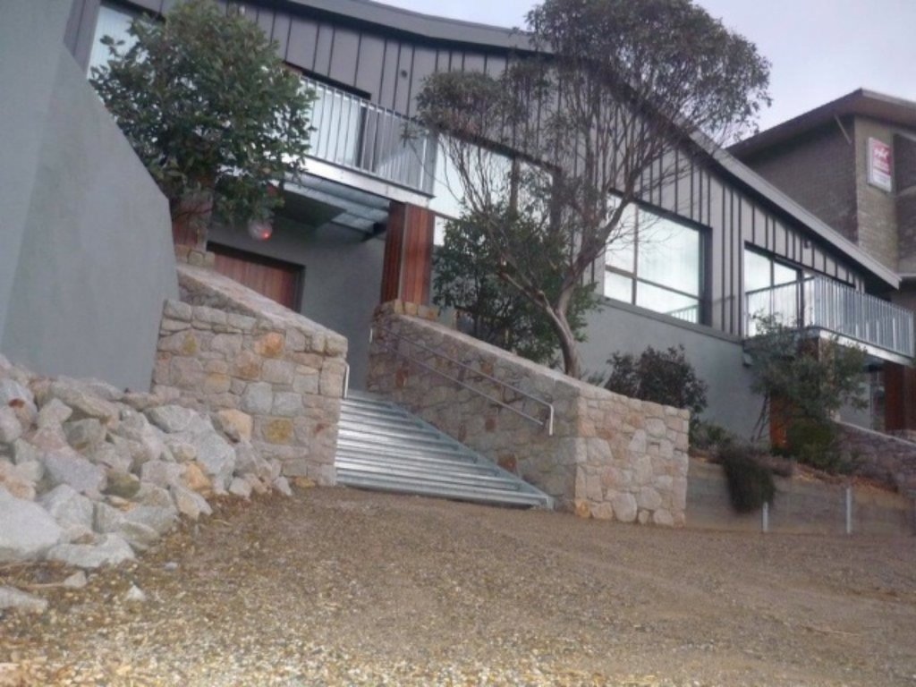 1/13 Sitzmark Street, Falls Creek - Thumbnail 8