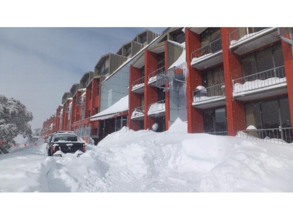 219 Arlberg, Mount Hotham - Thumbnail 6