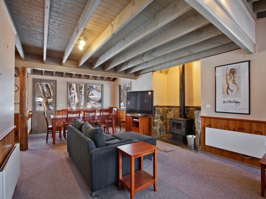 10 Drovers Lane, Dinner Plain - Thumbnail 2