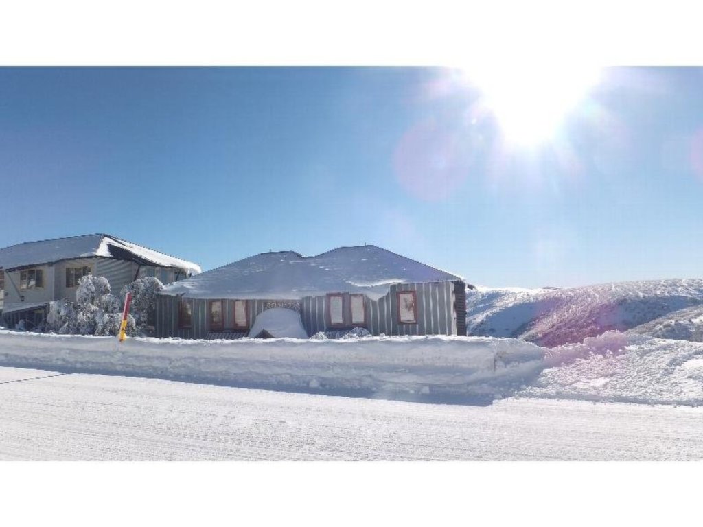 5 Schnapps, Mount Hotham - Thumbnail 2