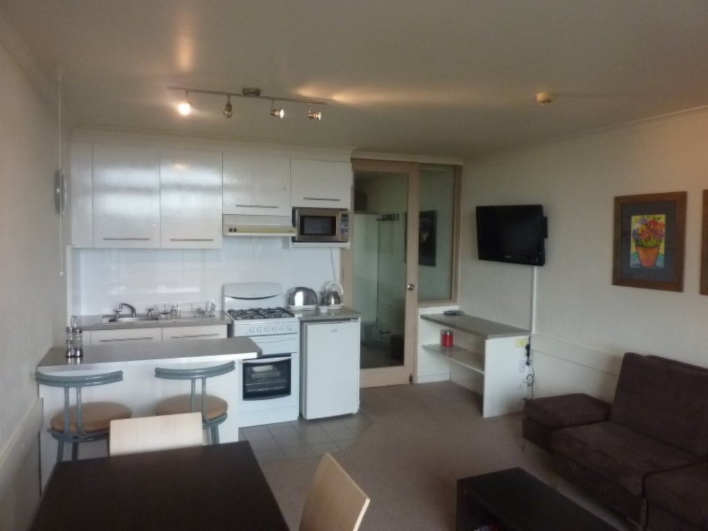 303 Arlberg, Mount Hotham - Thumbnail 3