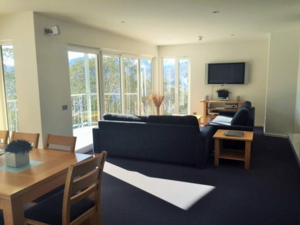 202/10 Slalom Street, Falls Creek - Thumbnail 2