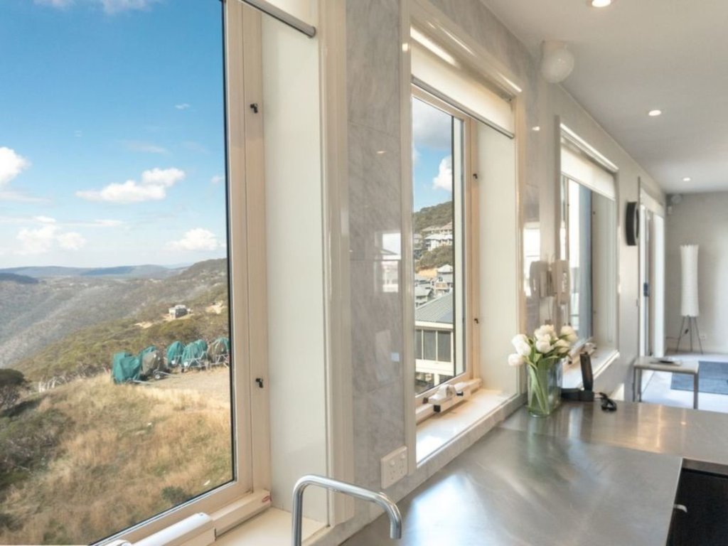106 Zirkys, Mount Hotham - Thumbnail 5