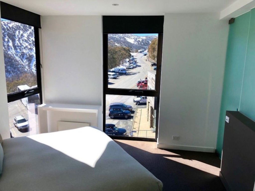 E508/17 Bogong High Road, Falls Creek - Thumbnail 3