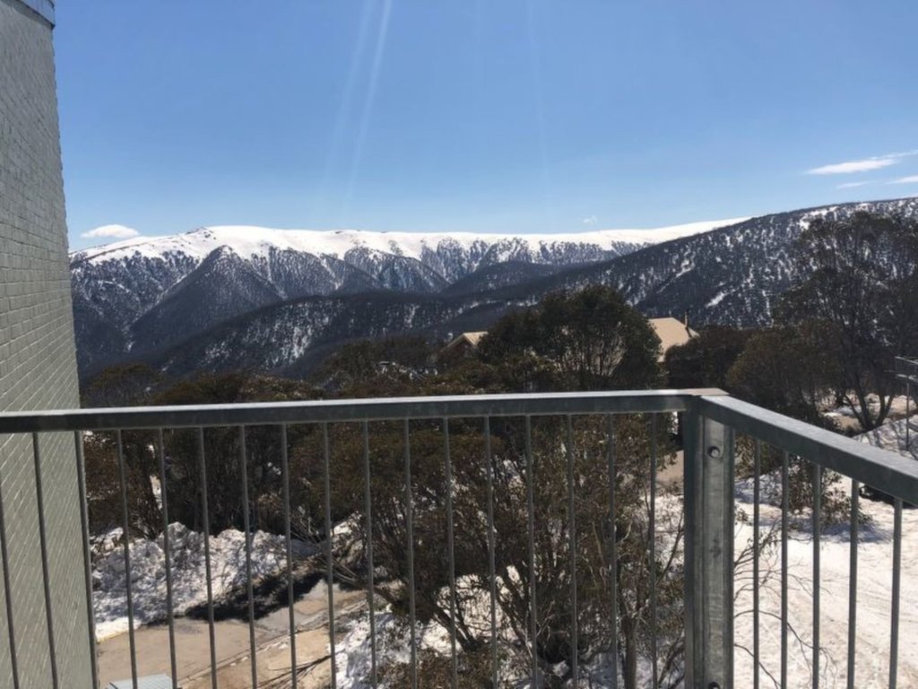 16/11 Schuss Street, Falls Creek - Thumbnail 3