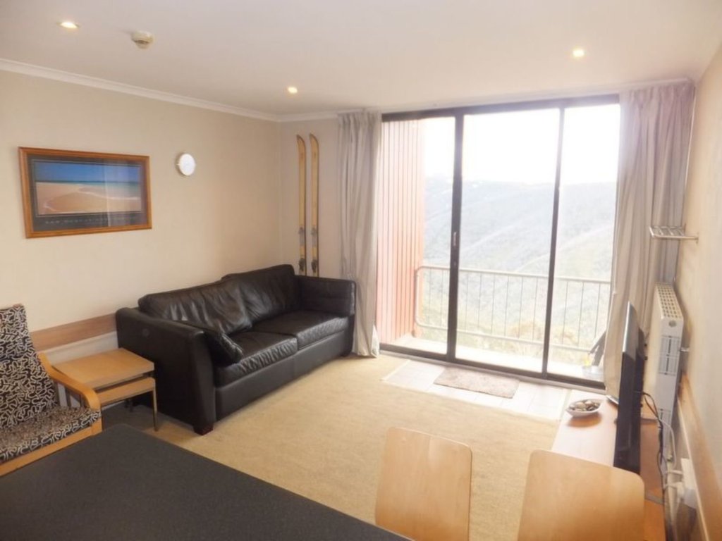 119 Arlberg, Mount Hotham - Thumbnail 2