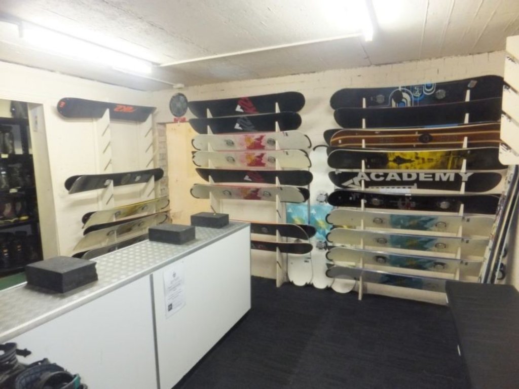 Ski Hire Arlberg, Mount Hotham - Thumbnail 4