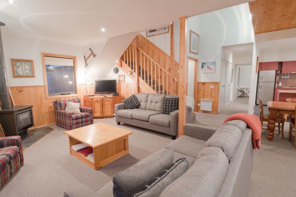 6 Karoondah, Mount Hotham - Thumbnail 2