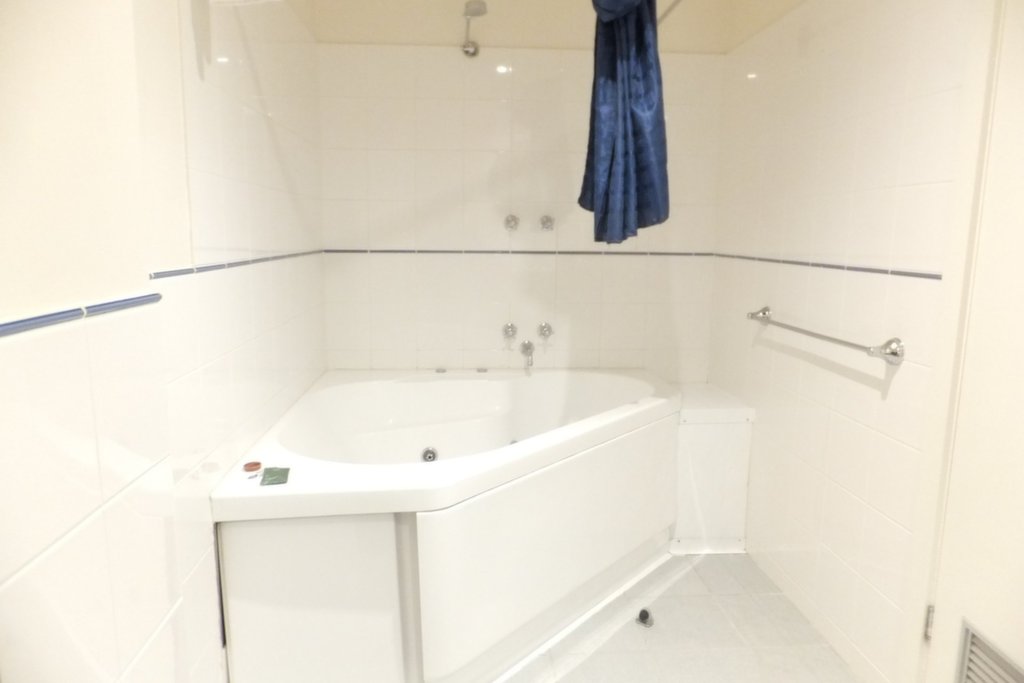 111 White Crystal, Mount Hotham - Thumbnail 6
