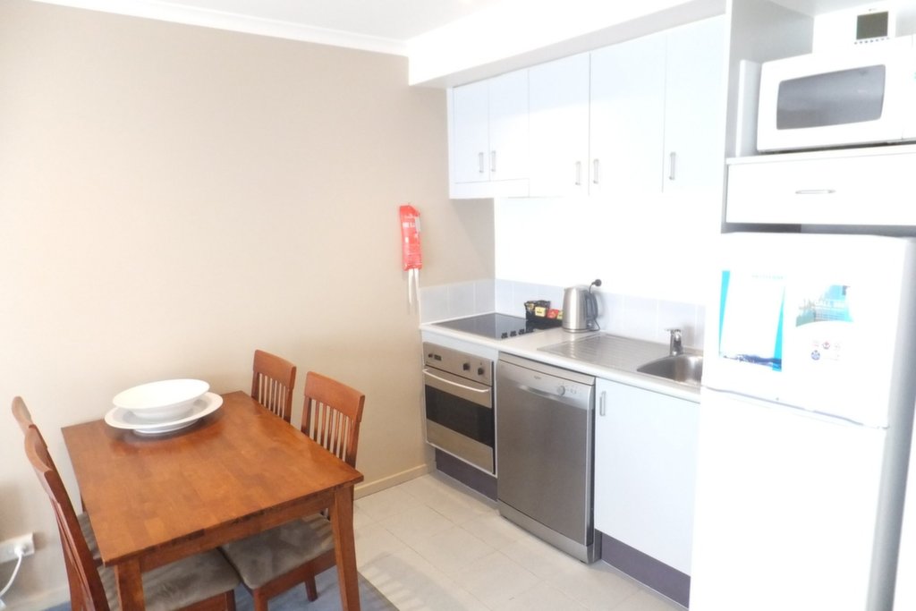 111 White Crystal, Mount Hotham - Thumbnail 4