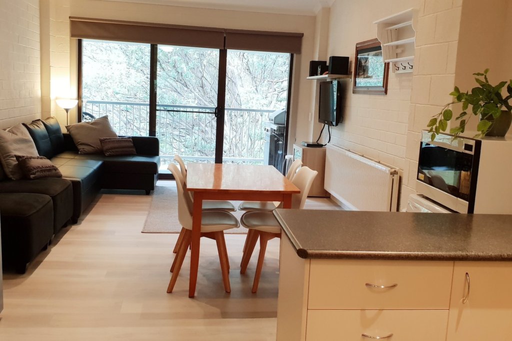 17/11 Schuss Street Street, Falls Creek - Thumbnail 2