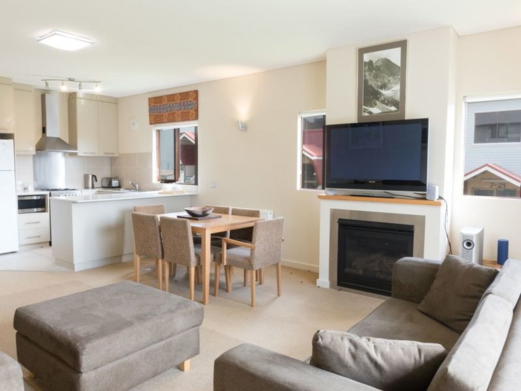 1 Chalet Hotham, Mount Hotham - Thumbnail 2