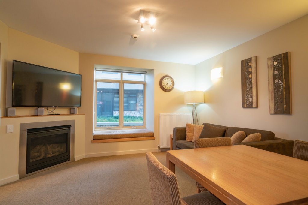 5 Chalet Hotham, Mount Hotham - Thumbnail 2