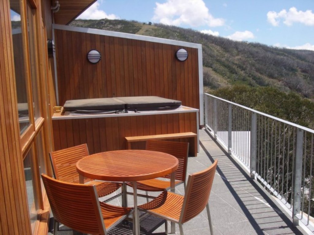 Address Withheld, Falls Creek - Thumbnail 6