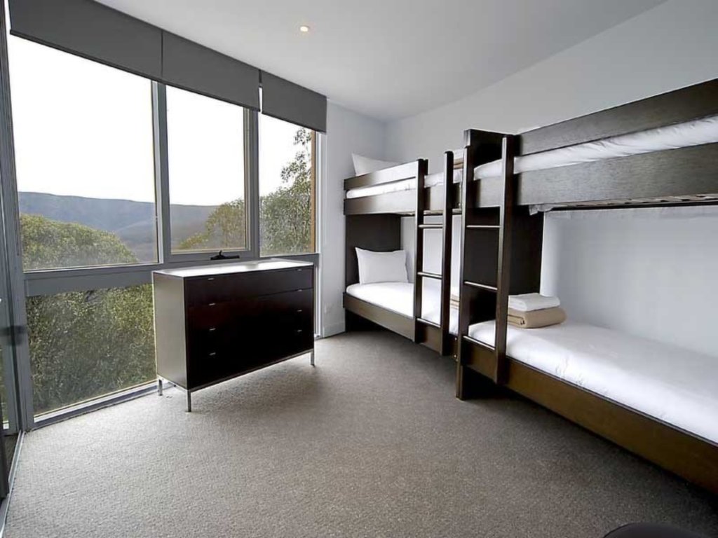 Address Withheld, Falls Creek - Thumbnail 4