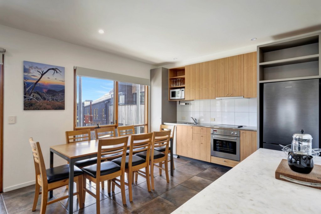 Zali/4 Schuss Street, Falls Creek - Thumbnail 5