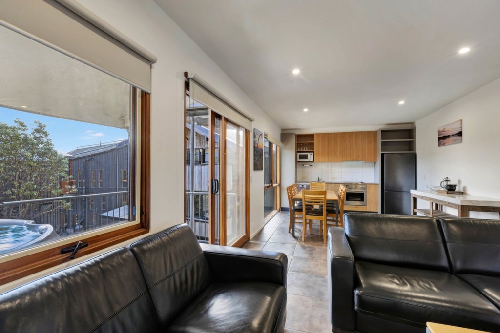 Zali/4 Schuss Street, Falls Creek - Thumbnail 6