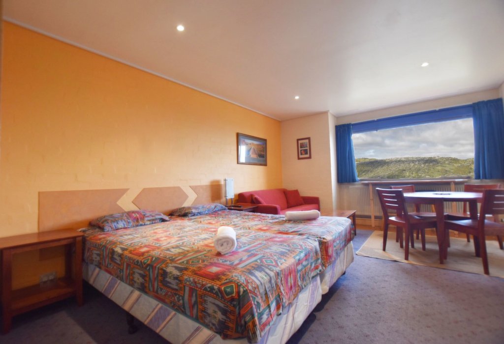 115 Arlberg, Mount Hotham - Image 1