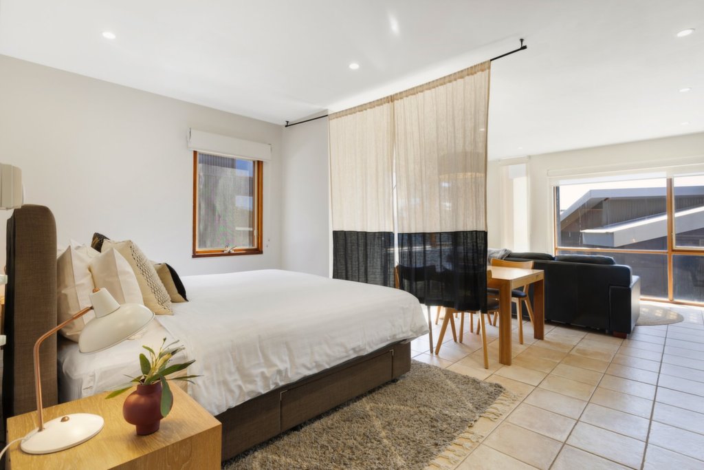 StudioWest/4 Schuss Street, Falls Creek - Thumbnail 3